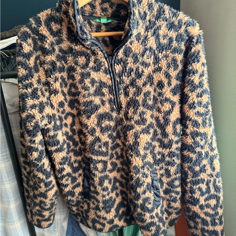 Dip Leopard Print Fleece Jacket